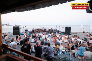 Umjetnost do svitanja na Velikoj plaži