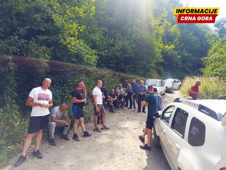 Teški kamioni već oštetili novi put: Mještani Vranještice kod Kolašina traže zaštitu