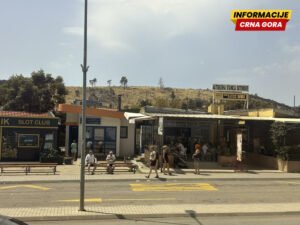 U Brcima bez vode i duže od 80 sati: Problemi s vodosnabdijevanjem u Sutomoru usred turističke sezone