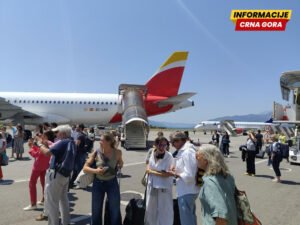 U julu skoro 11 odsto više putnika na Aerodromu Tivat, kapaciteti na izdisaju