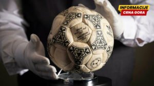 Najskuplja lopta u istoriji fudbala: Skoro tri miliona eura za Maradoninu 'Božju ruku'