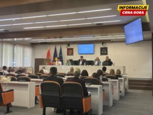 Todorović: Đukanović da objasni gdje je nestalo 20 miliona eura; Jovanović: Vlada želi da Opštinu Budva uvuče u bankrot