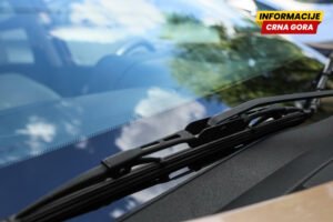 Brisači škripe i ostavljaju tragove? Ova mala zamjena može biti presudna na prvoj jesenjoj kiši
