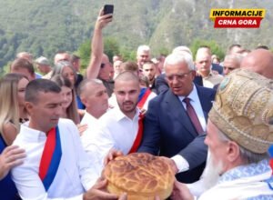 Mandić: Srpski narod, koji danas u Crnoj Gori pulsira novom snagom, predstavlja garant stabilnosti naše države