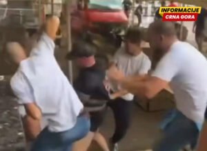 Napeto u Užicu zbog skupa SNS-a: Vučić govorio na mitingu, policija sprečavala građane da priđu trgu