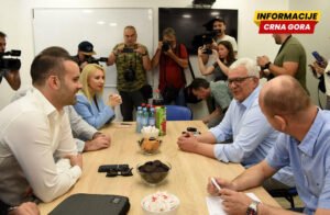 Spajić ne da Mandića: Da li je PES ugasio nadu u prolaz inicijative za smjenu šefa parlamenta