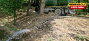 Cisterne Rudnika uglja dopremaju vodu za spas ribe u Breznici