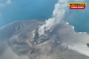 Indonezija otkazala letove u Džakarti i drugim gradovima poslije erupcije vulkana Anak Krakatau