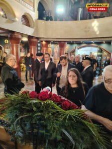Delegacija DNP-a odala počast ratnom zločincu Mladiću: “Sud naroda je jedini vjerodostojan”