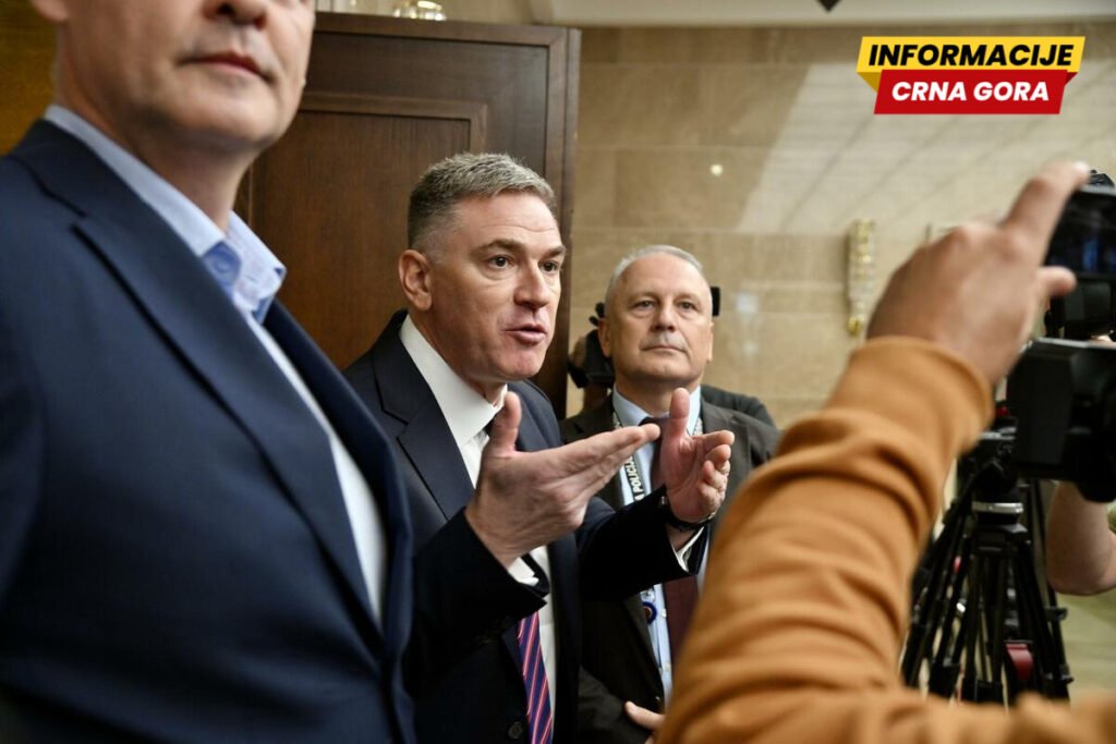 Mandić nije dozvolio početak sjednice o svojoj smjeni
