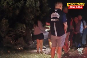 Vozilo se prevrnulo iznad Jaza, jedna osoba povrijeđena