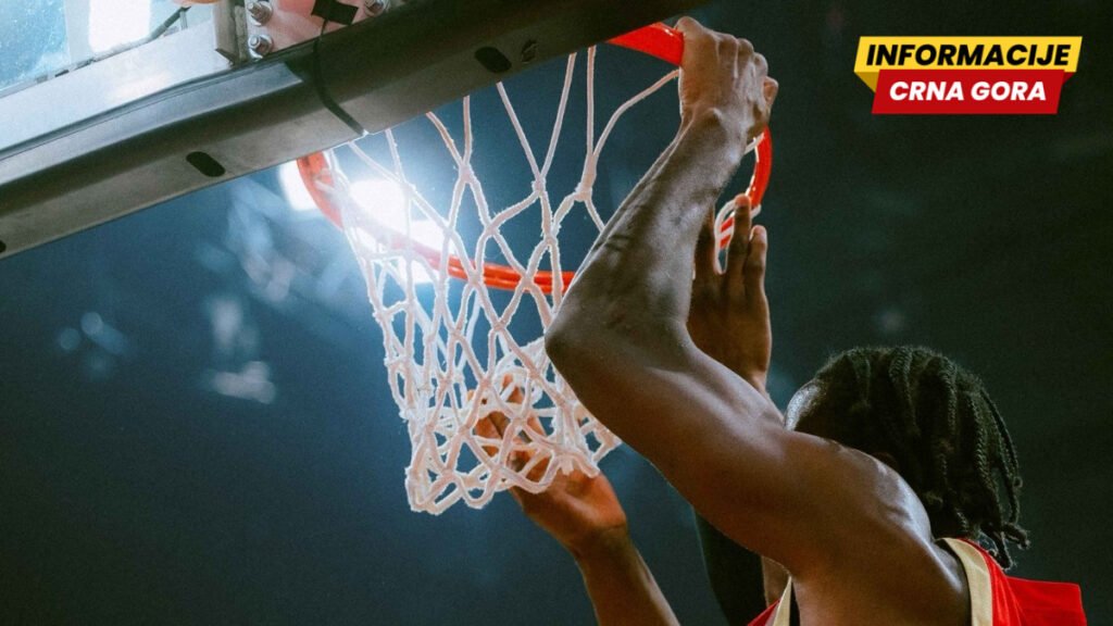 Crvena zvezda pobijedila Efes 77:72 u Evroligi